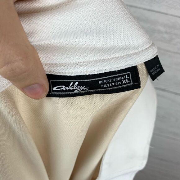 Oakley Workout Tank, Size Large - Picture 4 of 5